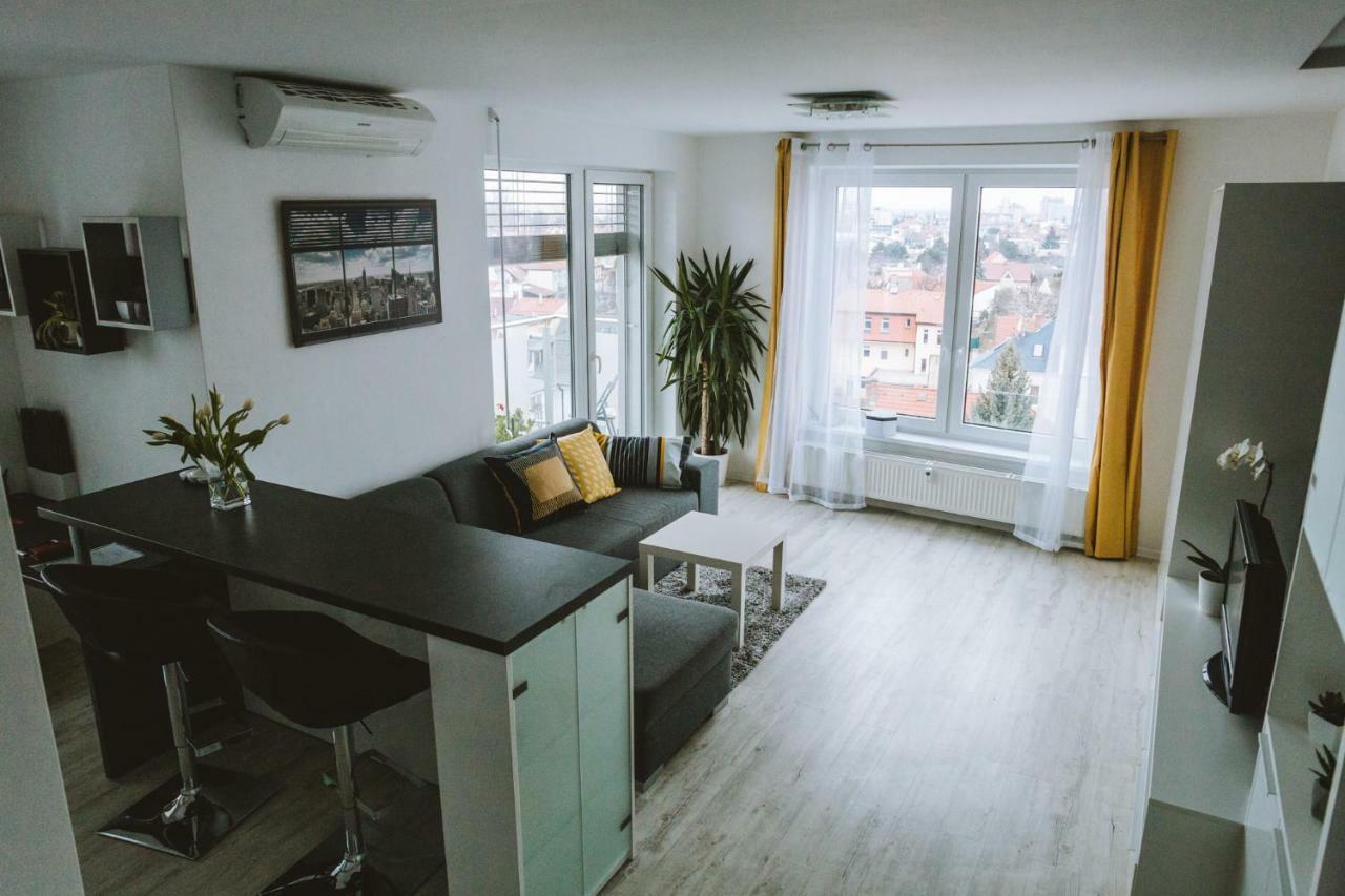 Design Apartment, The City Centre Close To The Health Spa Pieszczany Zewnętrze zdjęcie