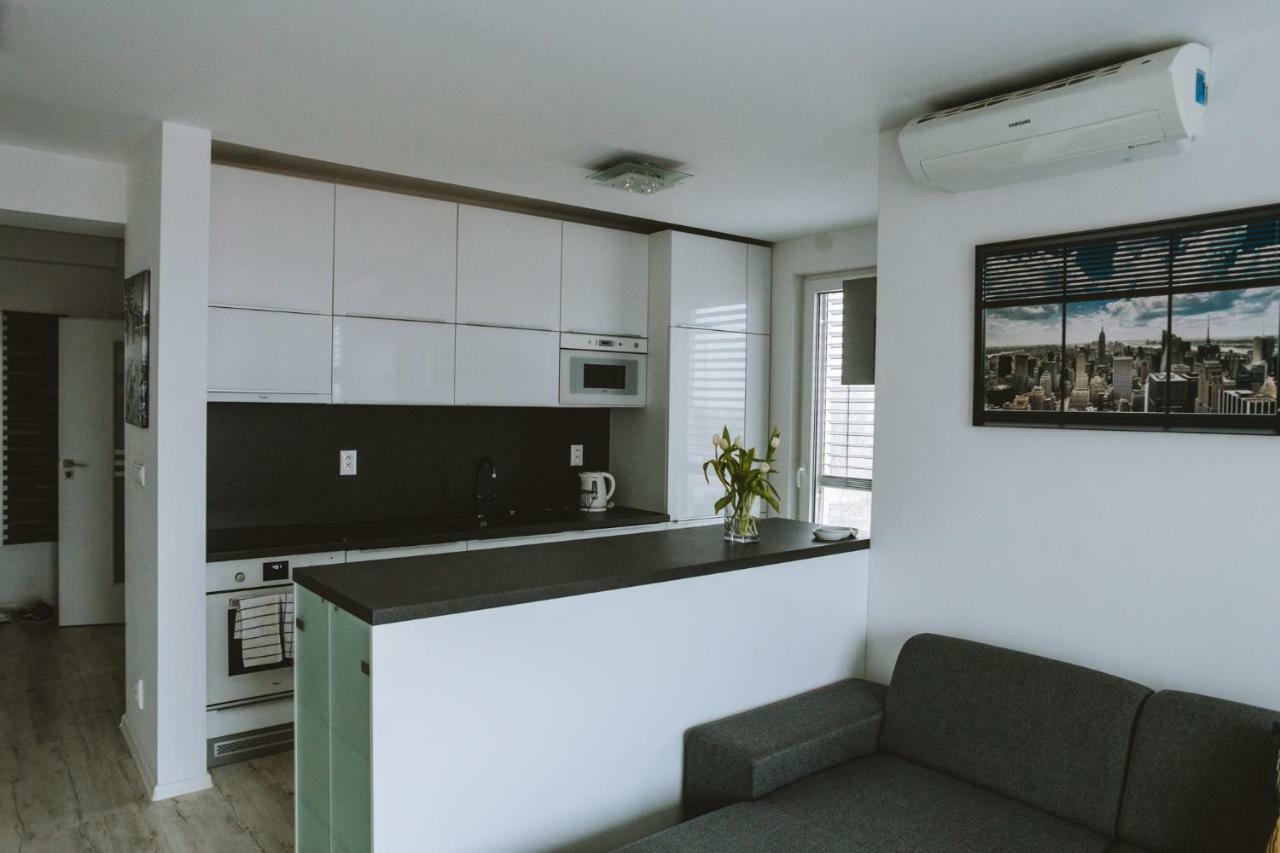 Design Apartment, The City Centre Close To The Health Spa Pieszczany Zewnętrze zdjęcie